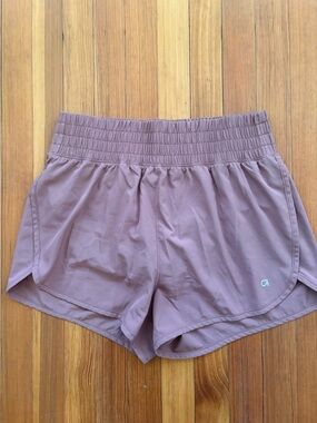 GAP Women's Mauve Athletic Running Shorts